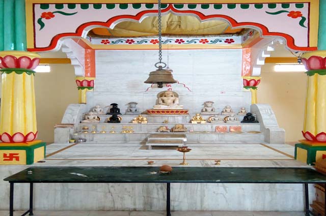 Shri 1008 Aadinath Digamber Jain Atishay kshetra, Vijay Gopal, Maharashtra